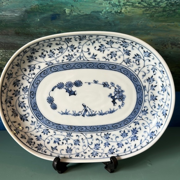 # Vintage Japanese 9.5 Oval Platter - Picture 1 of 7